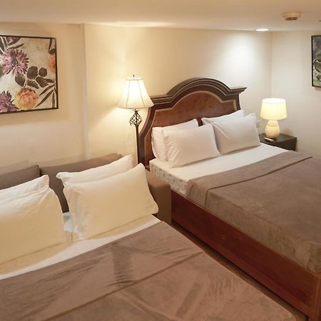 1775 แอดเดรียติโก สวีทส์ Apartment มะนิลา ภายนอก รูปภาพ